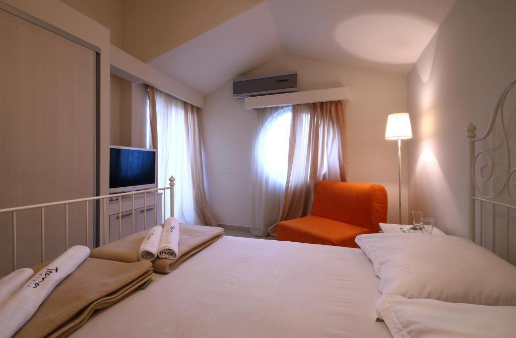 Apartments And Rooms Teona Budva Rum bild