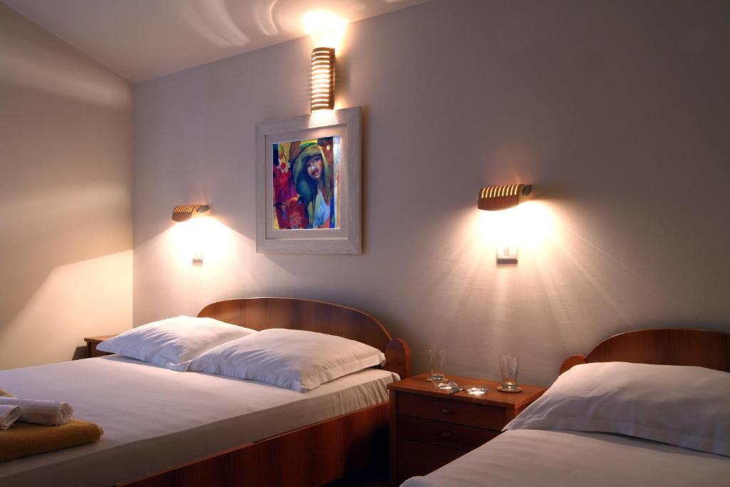 Apartments And Rooms Teona Budva Rum bild