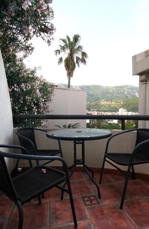 Apartments And Rooms Teona Budva Rum bild