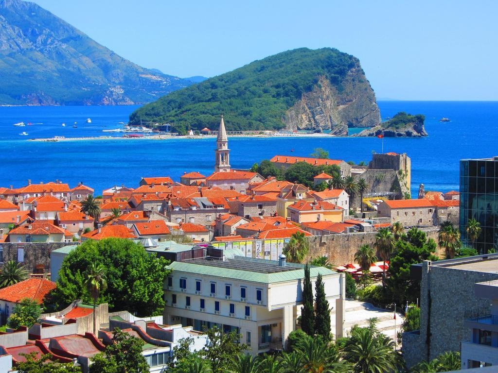 Apartments And Rooms Teona Budva Exteriör bild